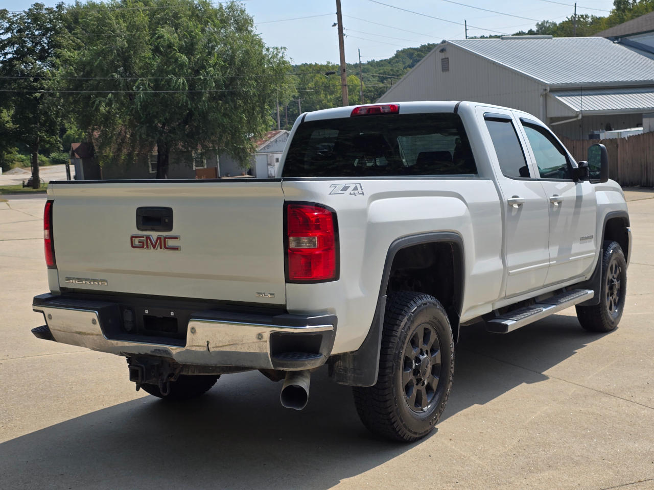 GMC Sierra 2500HD SLE Double Cab 4WD 2015 GMC Sierra 2500HD SLE Double Cab 4WD 2015