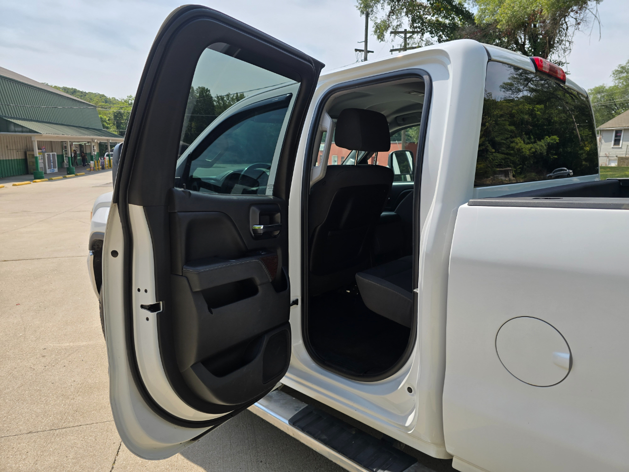 GMC Sierra 2500HD SLE Double Cab 4WD 2015 GMC Sierra 2500HD SLE Double Cab 4WD 2015