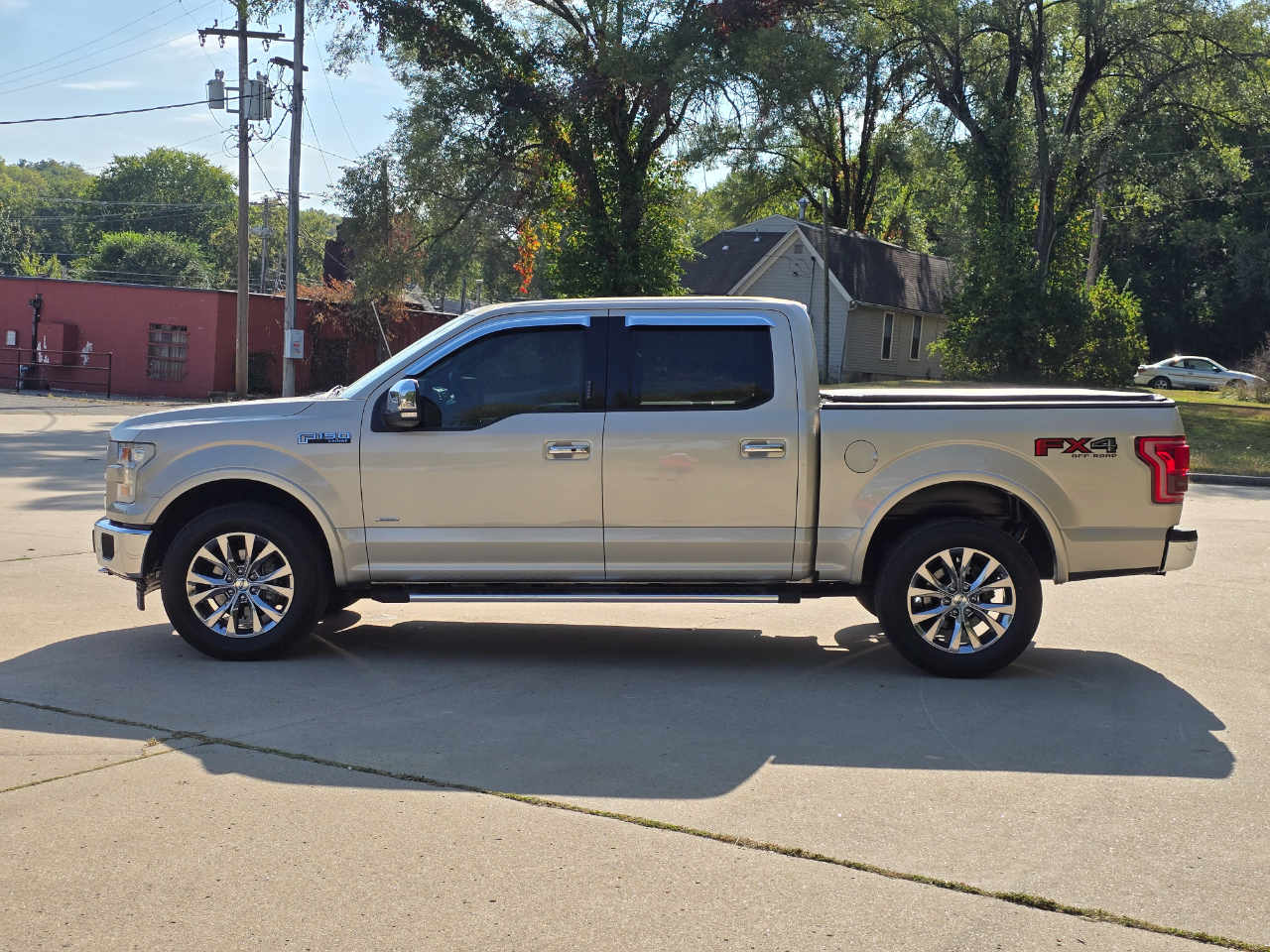 Ford F-150 Lariat SuperCrew 6.5-ft. Bed 4WD 2017 Ford F-150 Lariat SuperCrew 6.5-ft. Bed 4WD 2017