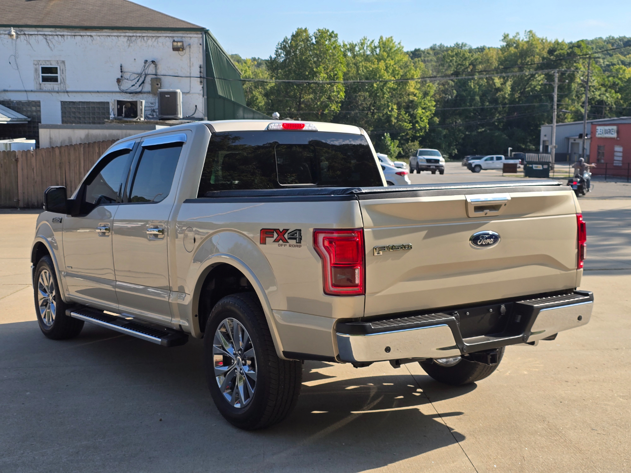 Ford F-150 Lariat SuperCrew 6.5-ft. Bed 4WD 2017 Ford F-150 Lariat SuperCrew 6.5-ft. Bed 4WD 2017
