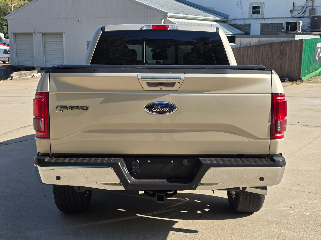 Ford F-150 Lariat SuperCrew 6.5-ft. Bed 4WD 2017 Ford F-150 Lariat SuperCrew 6.5-ft. Bed 4WD 2017
