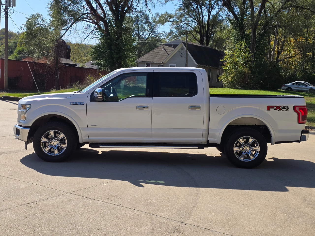 Ford F-150 Lariat SuperCrew 6.5-ft. Bed 4WD 2017 Ford F-150 Lariat SuperCrew 6.5-ft. Bed 4WD 2017