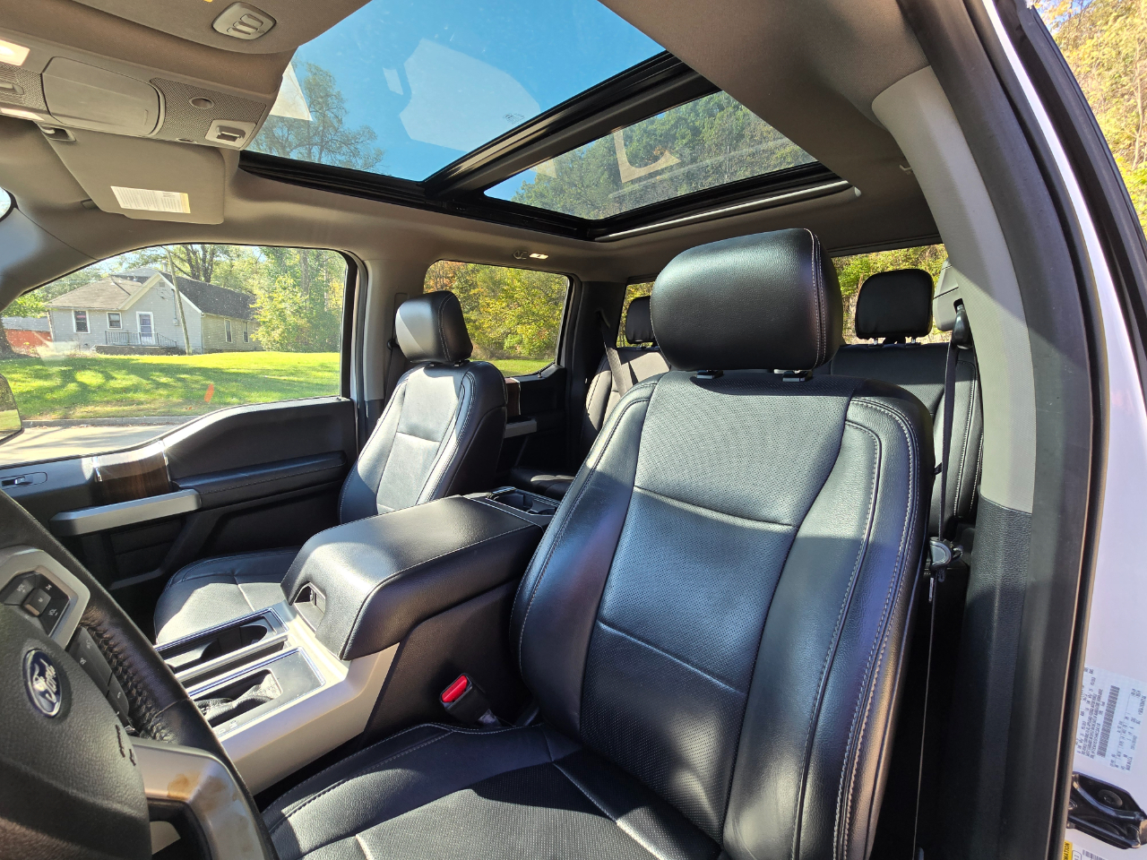 Ford F-150 Lariat SuperCrew 6.5-ft. Bed 4WD 2017 Ford F-150 Lariat SuperCrew 6.5-ft. Bed 4WD 2017