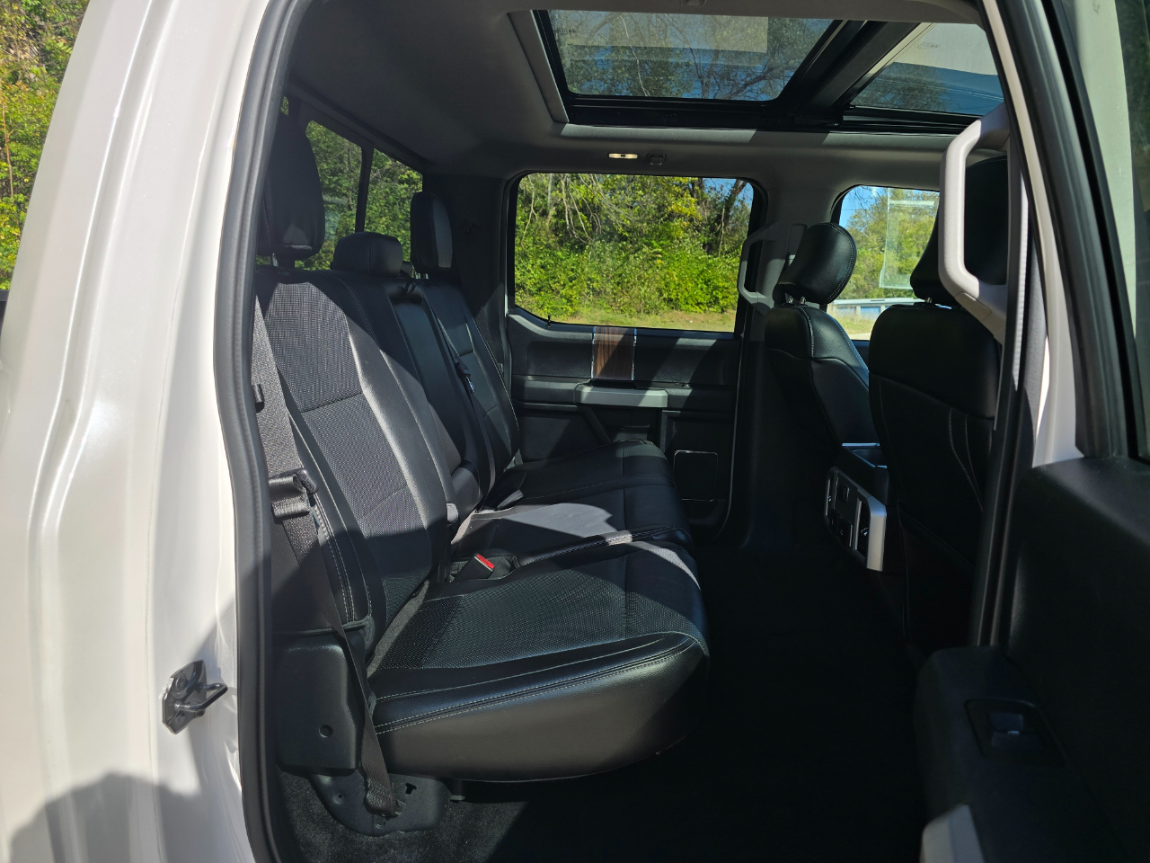 Ford F-150 Lariat SuperCrew 6.5-ft. Bed 4WD 2017 Ford F-150 Lariat SuperCrew 6.5-ft. Bed 4WD 2017