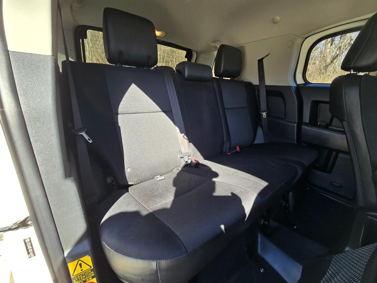 Toyota FJ Cruiser 4WD AT 2013