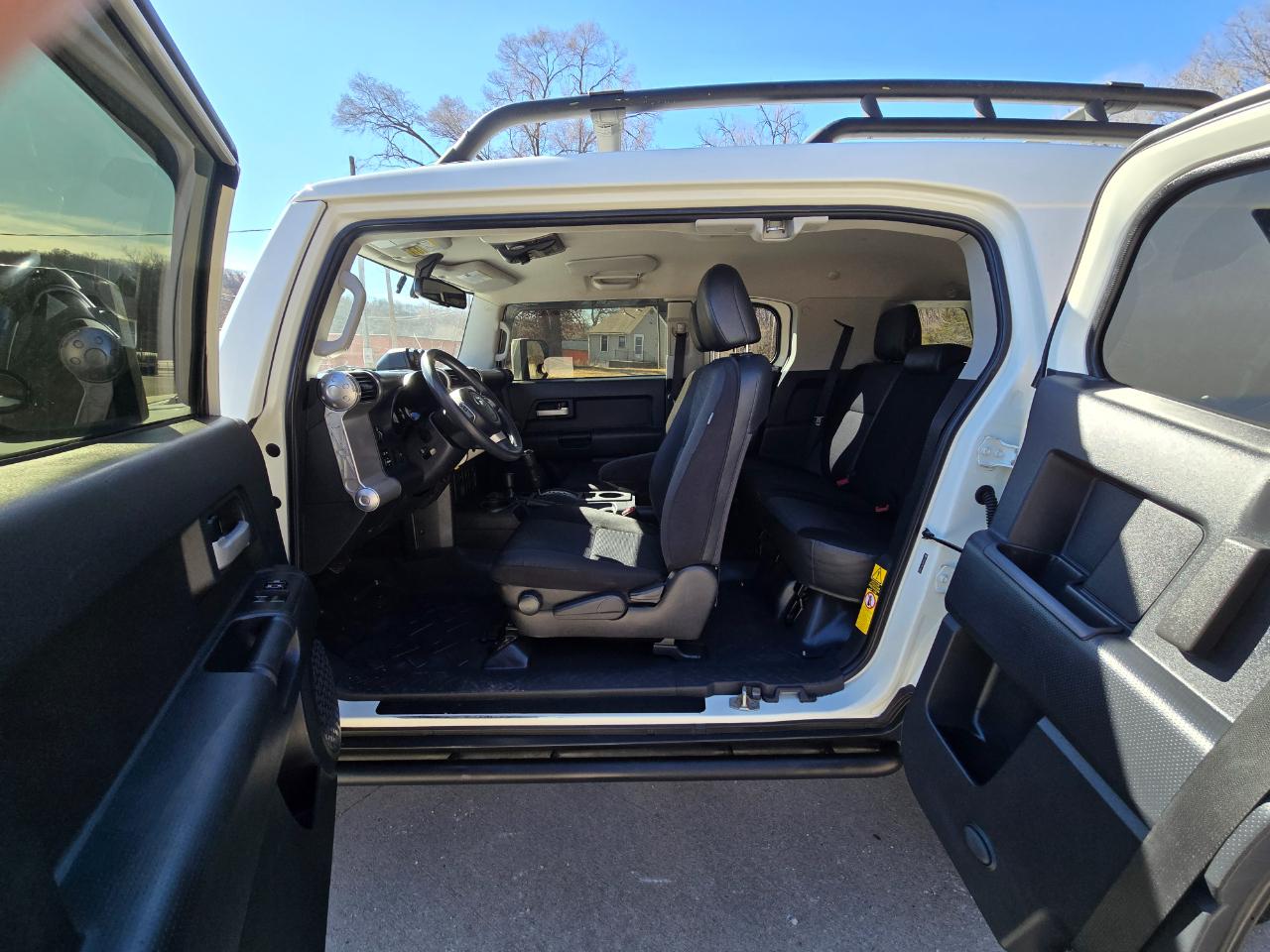 Toyota FJ Cruiser 4WD AT 2013