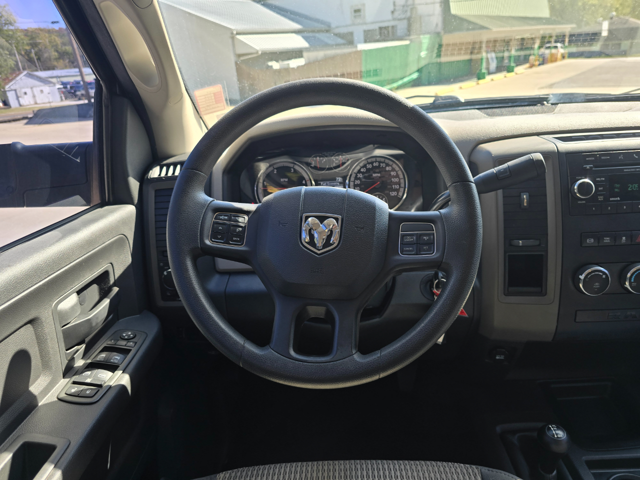 RAM 2500 ST Crew Cab SWB 4WD 2012 RAM 2500 ST Crew Cab SWB 4WD 2012