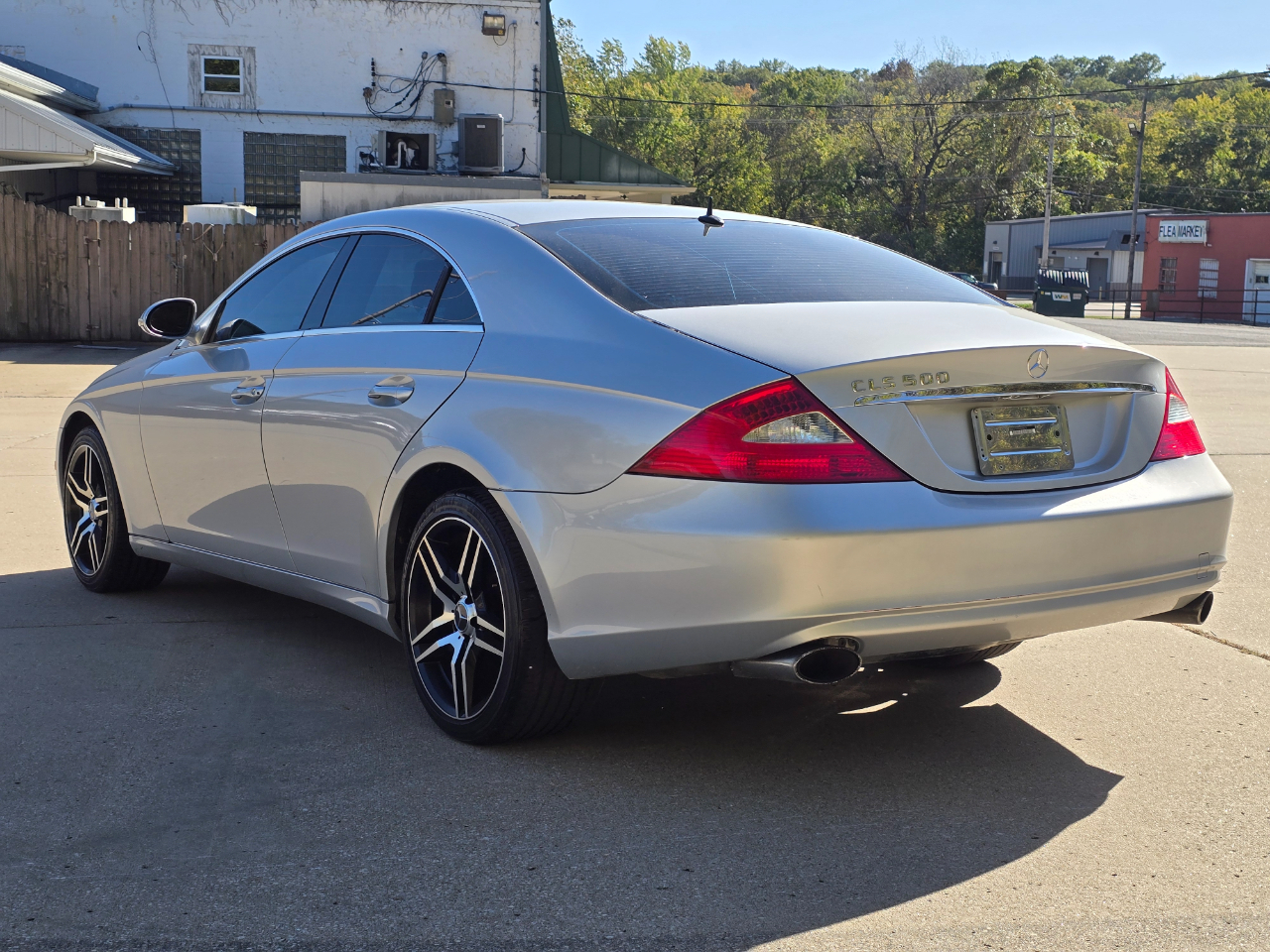 Mercedes-Benz CLS-Class CLS500 4-Door Coupe 2006 Mercedes-Benz CLS-Class CLS500 4-Door Coupe 2006