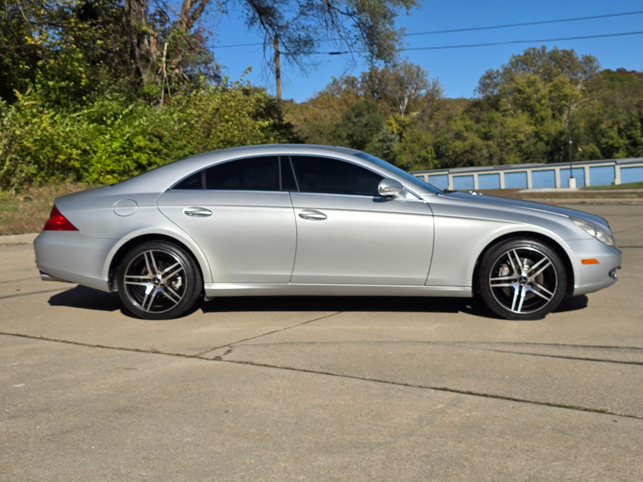 Mercedes-Benz CLS-Class CLS500 4-Door Coupe 2006 Mercedes-Benz CLS-Class CLS500 4-Door Coupe 2006