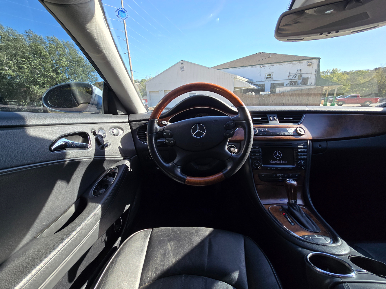 Mercedes-Benz CLS-Class CLS500 4-Door Coupe 2006 Mercedes-Benz CLS-Class CLS500 4-Door Coupe 2006