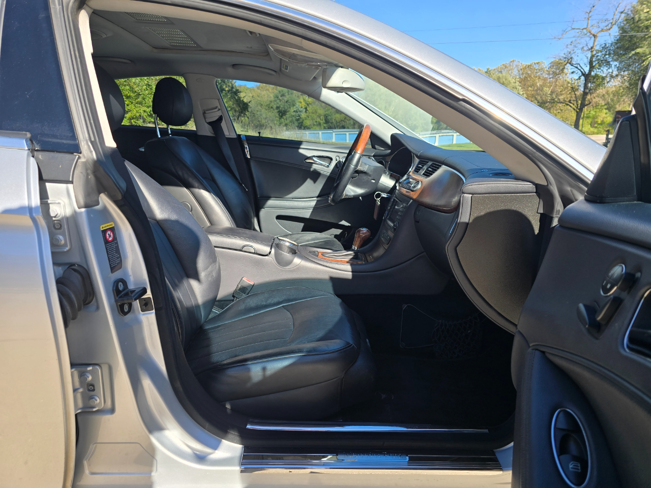 Mercedes-Benz CLS-Class CLS500 4-Door Coupe 2006 Mercedes-Benz CLS-Class CLS500 4-Door Coupe 2006