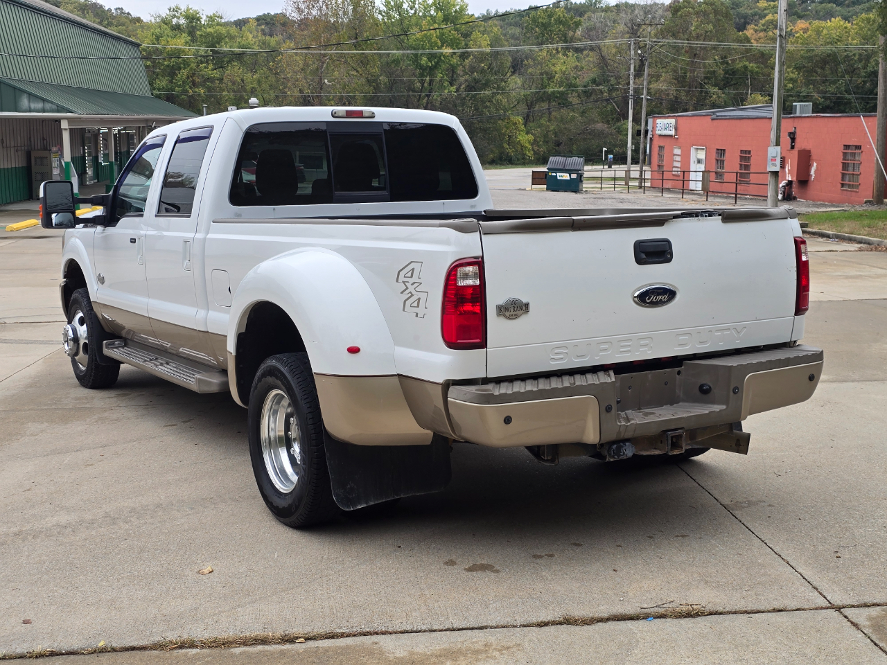 Ford F-350 SD King Ranch Crew Cab Long Bed DRW 4WD 2011 Ford F-350 SD King Ranch Crew Cab Long Bed DRW 4WD 2011