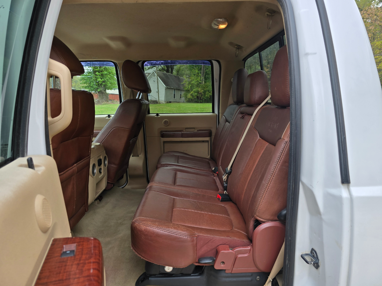 Ford F-350 SD King Ranch Crew Cab Long Bed DRW 4WD 2011 Ford F-350 SD King Ranch Crew Cab Long Bed DRW 4WD 2011