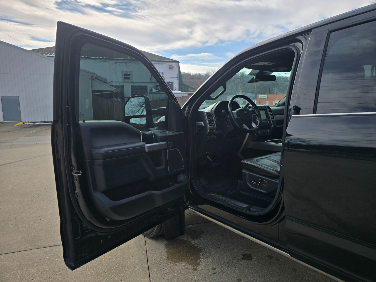 Ford F-450 SD Platinum Crew Cab DRW 4WD 2018