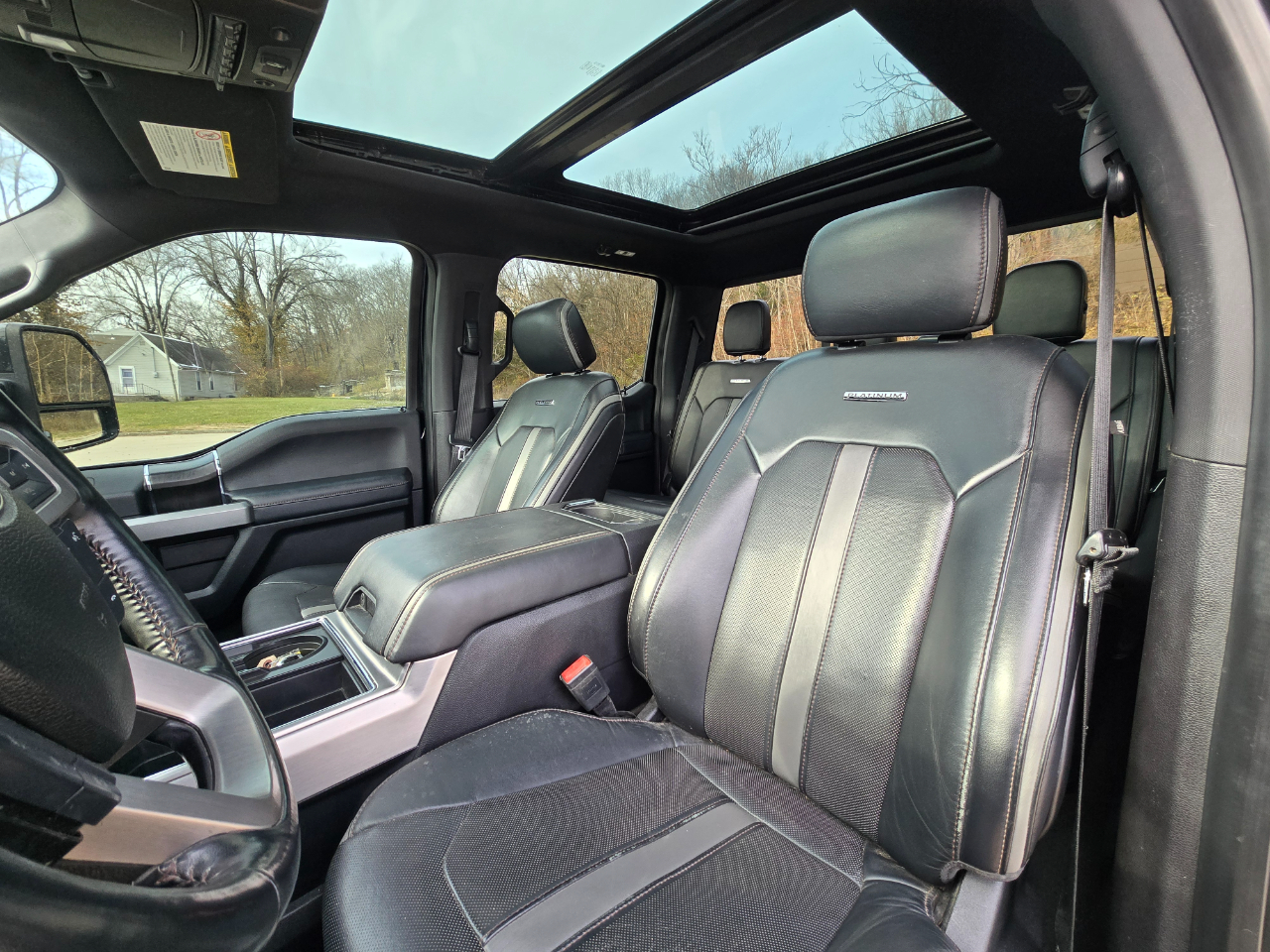 Ford F-450 SD Platinum Crew Cab DRW 4WD 2018