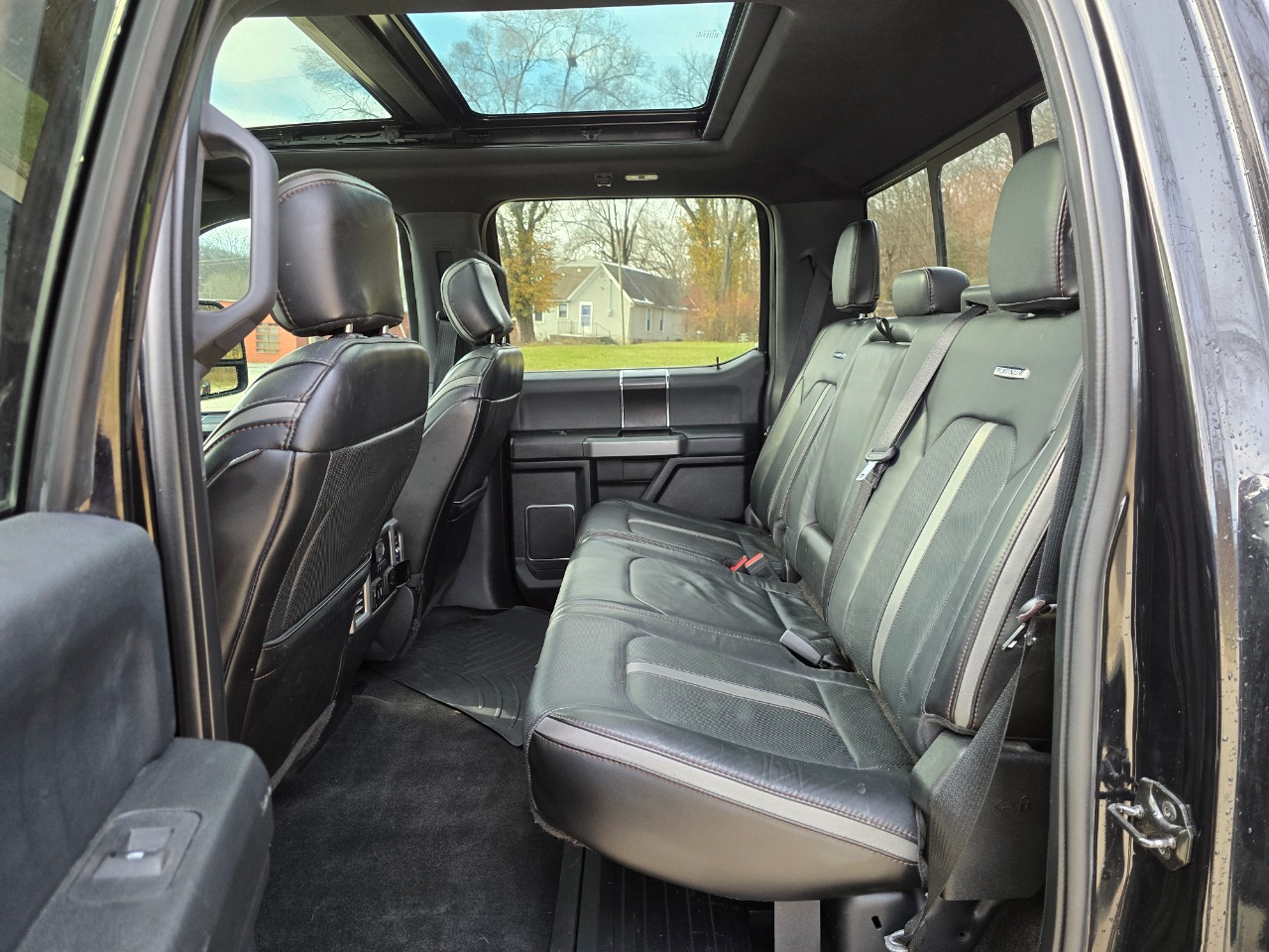 Ford F-450 SD Platinum Crew Cab DRW 4WD 2018