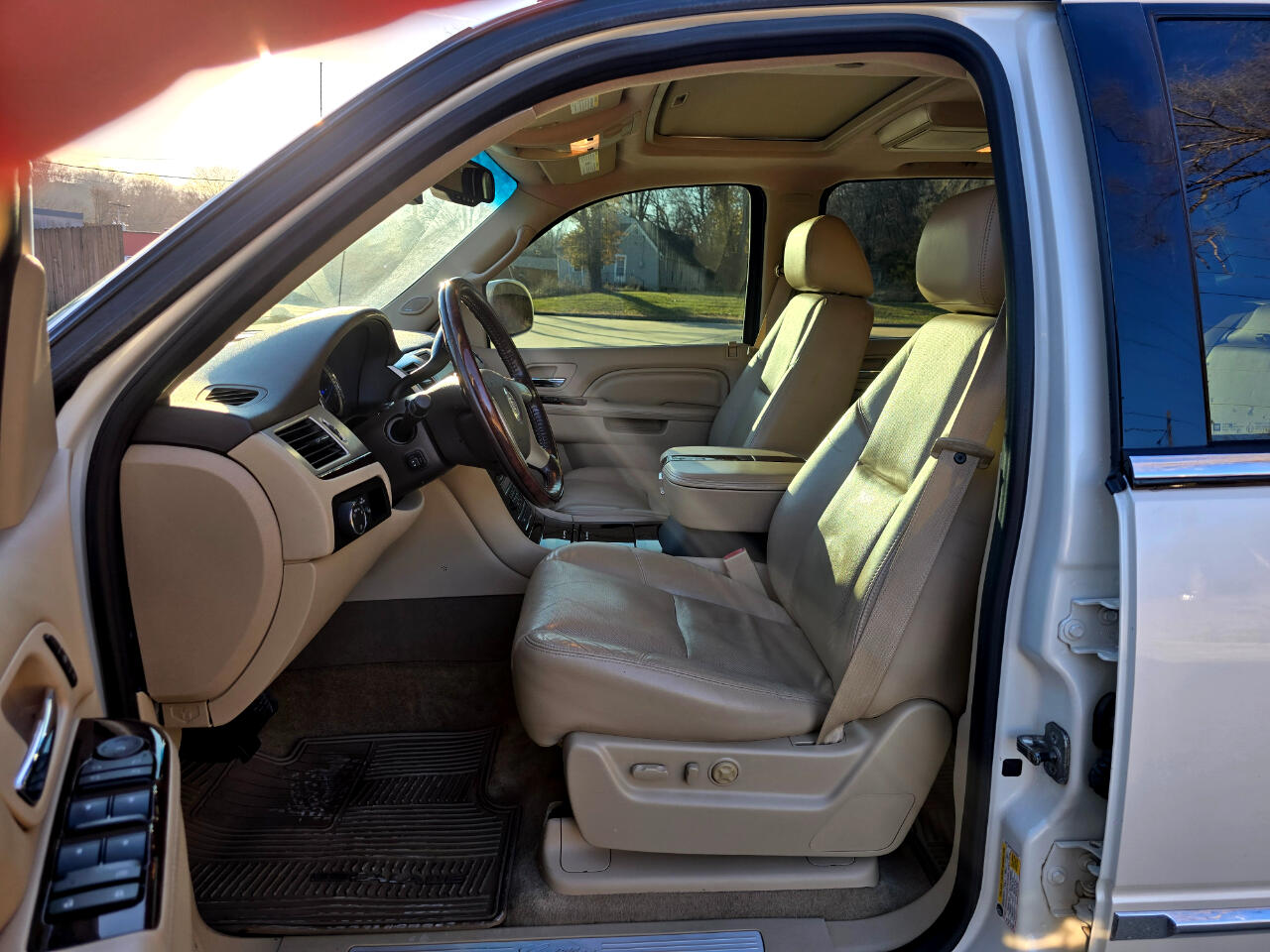 Cadillac Escalade EXT Premium 2011