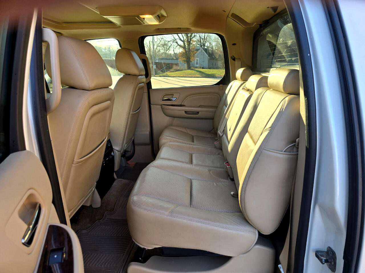 Cadillac Escalade EXT Premium 2011
