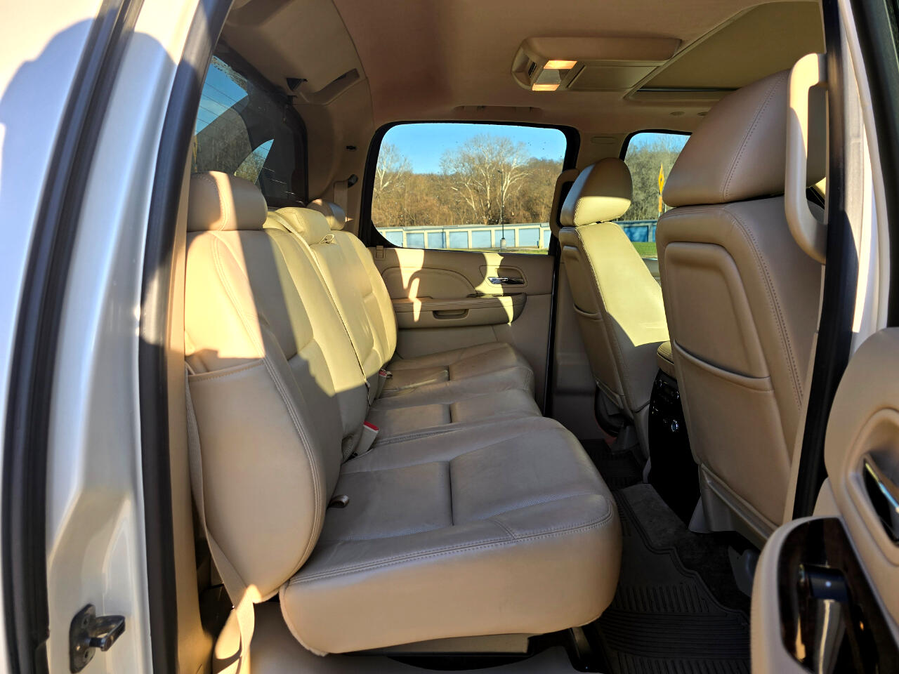 Cadillac Escalade EXT Premium 2011