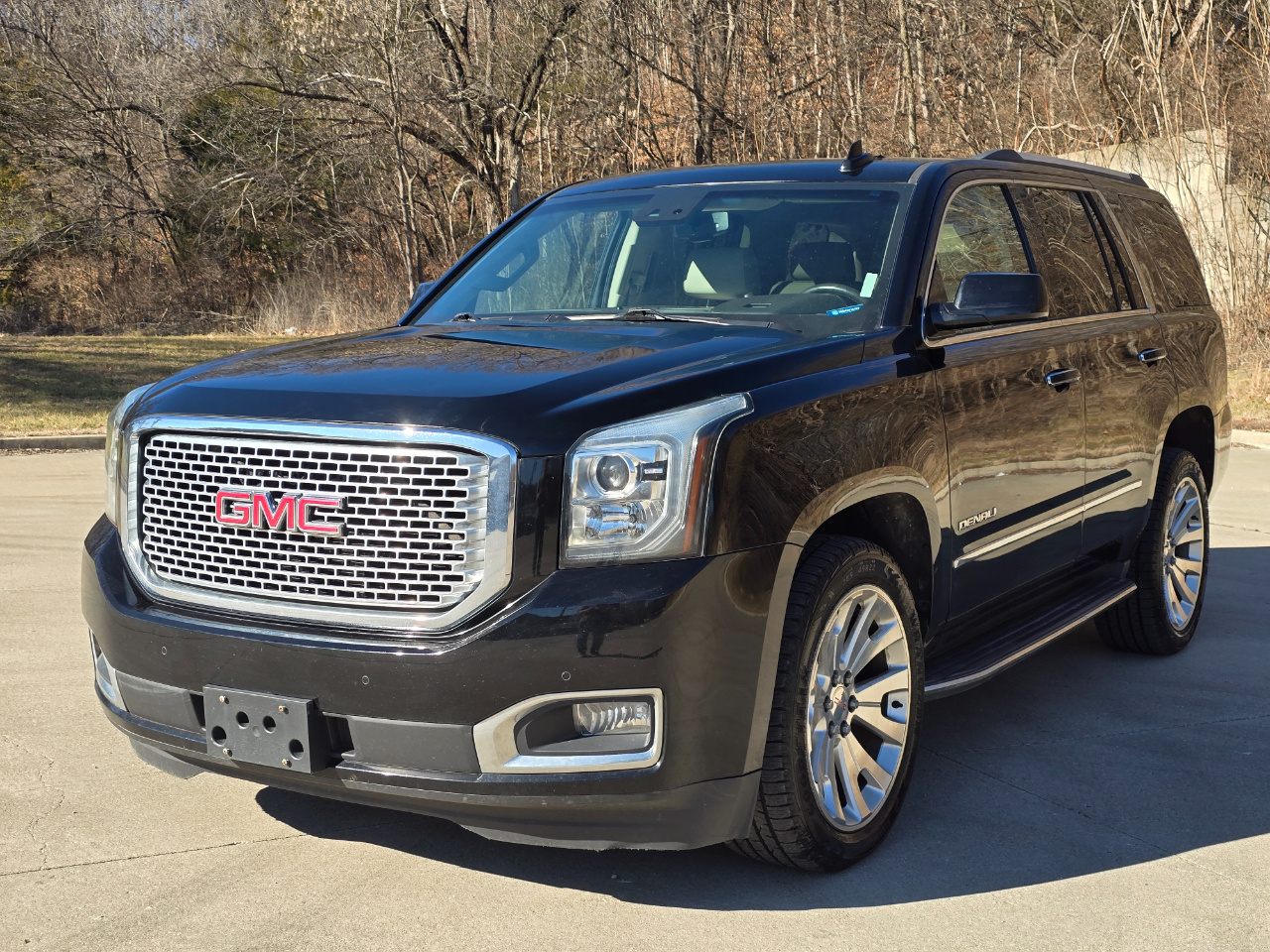 GMC Yukon Denali 4WD 2015