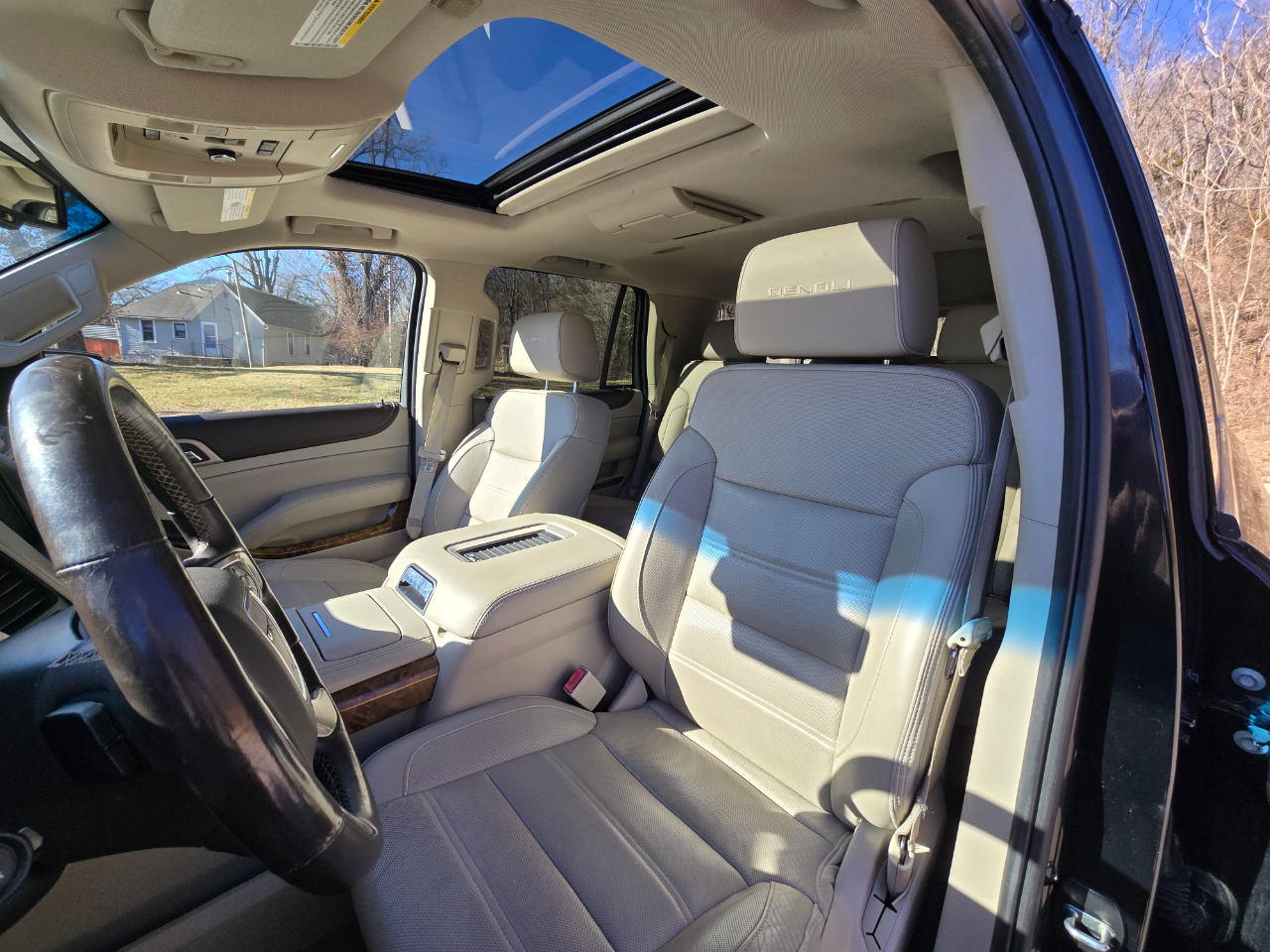 GMC Yukon Denali 4WD 2015