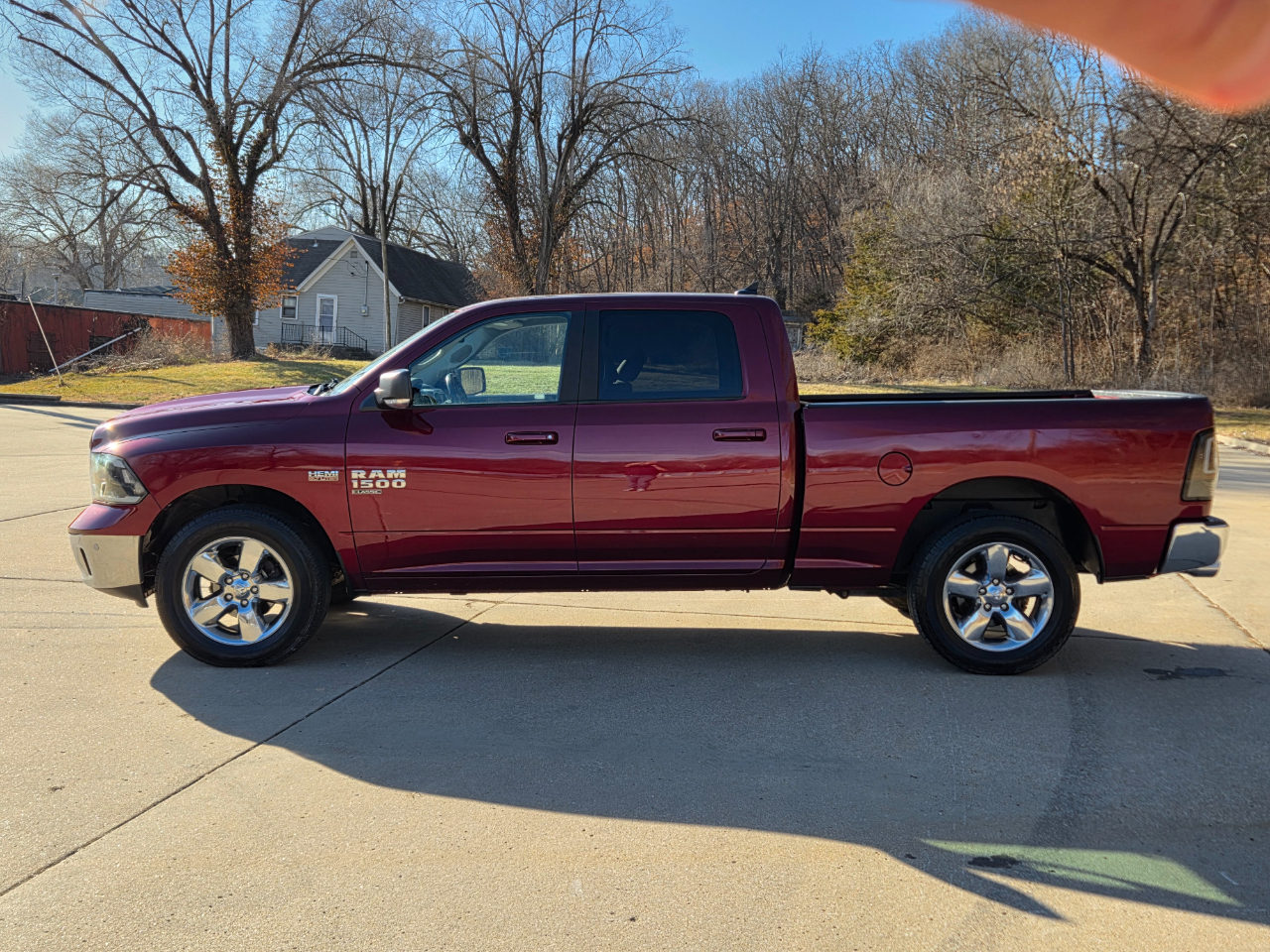 RAM 1500 Classic Big Horn 4x4 Crew Cab 5'7" Box 2019