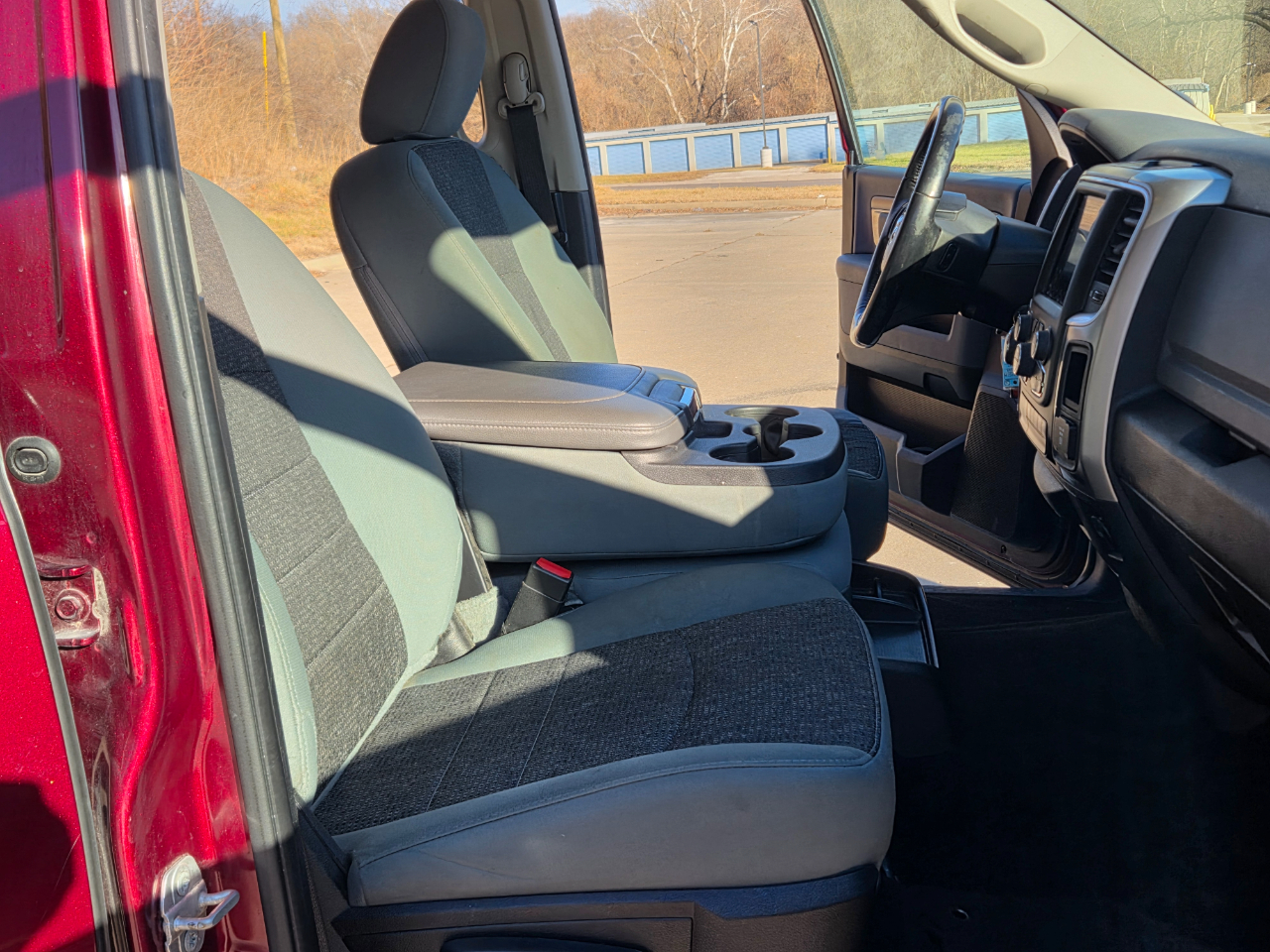 RAM 1500 Classic Big Horn 4x4 Crew Cab 5'7" Box 2019