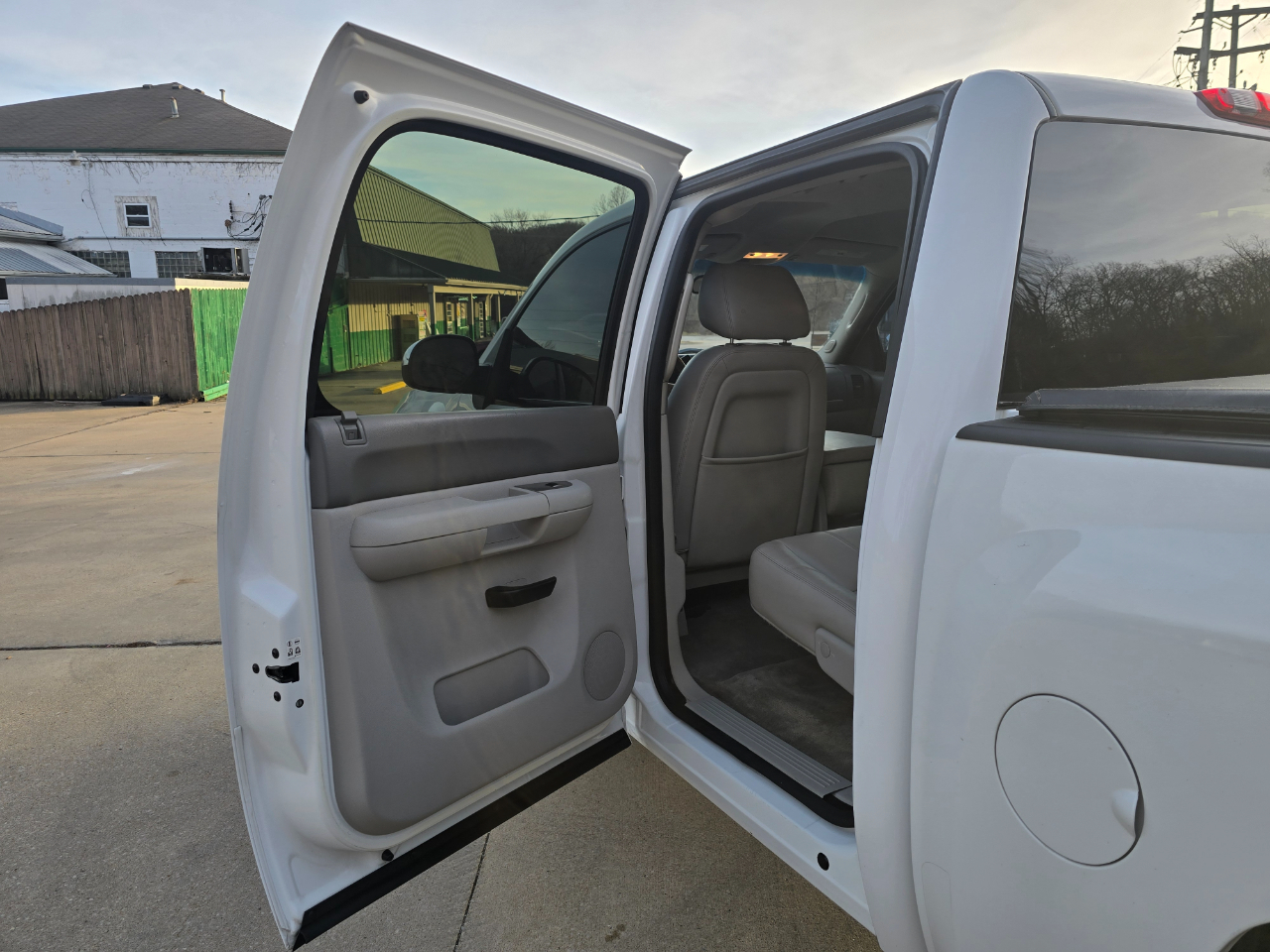 Chevrolet Silverado 1500 2LT Crew Cab 4WD 2012