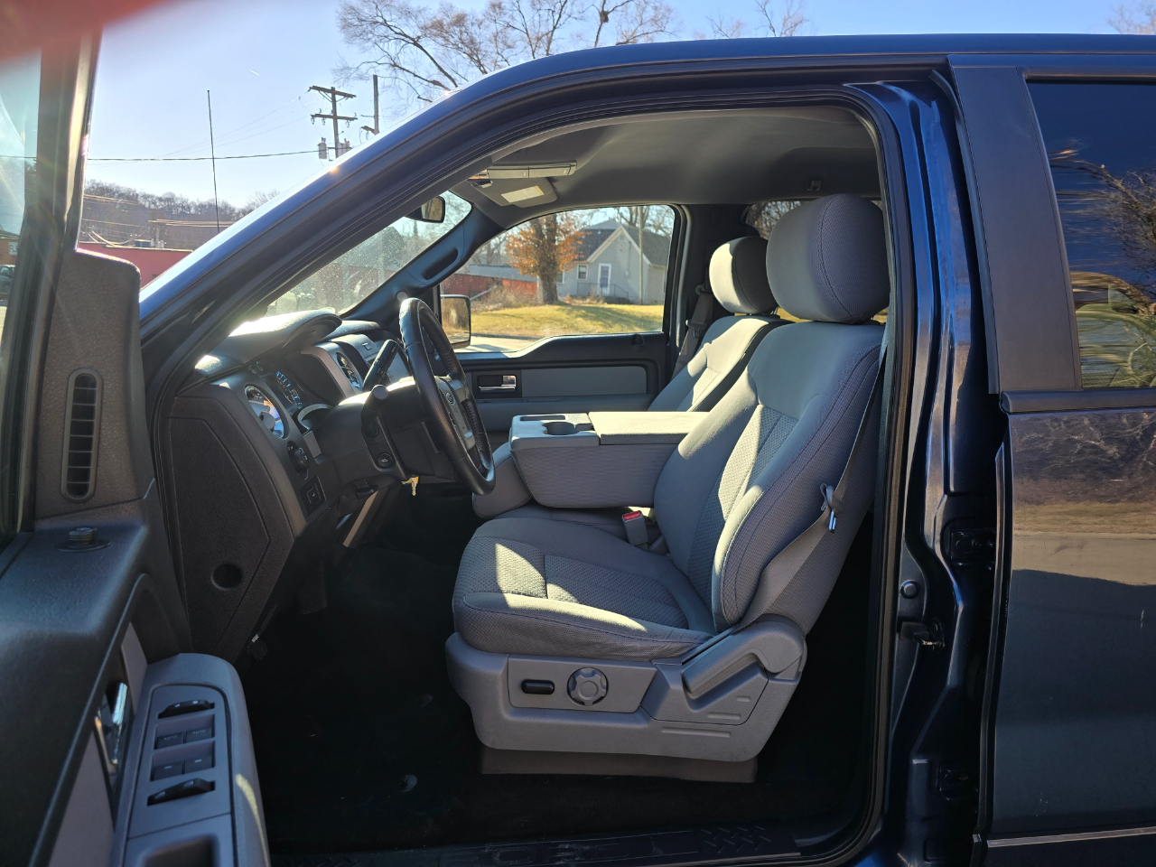 Ford F-150 XLT SuperCrew 5.5-ft. Bed 4WD 2014