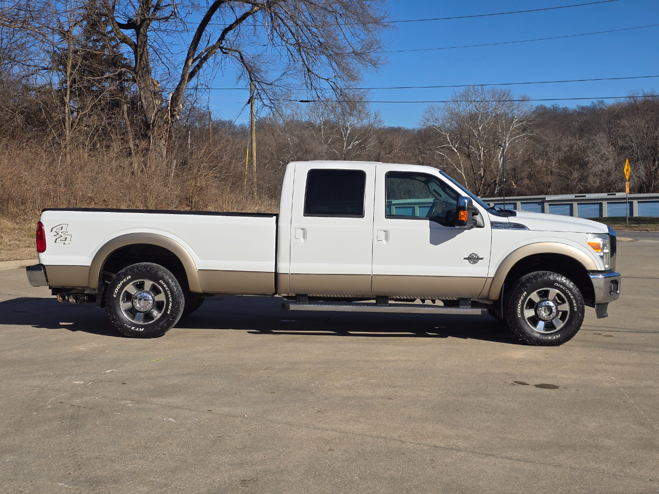 Ford F-250 SD Lariat Crew Cab Long Bed 4WD 2011