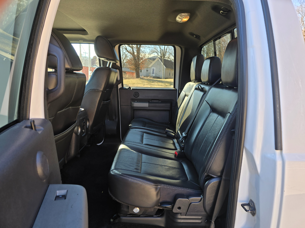 Ford F-250 SD Lariat Crew Cab Long Bed 4WD 2011