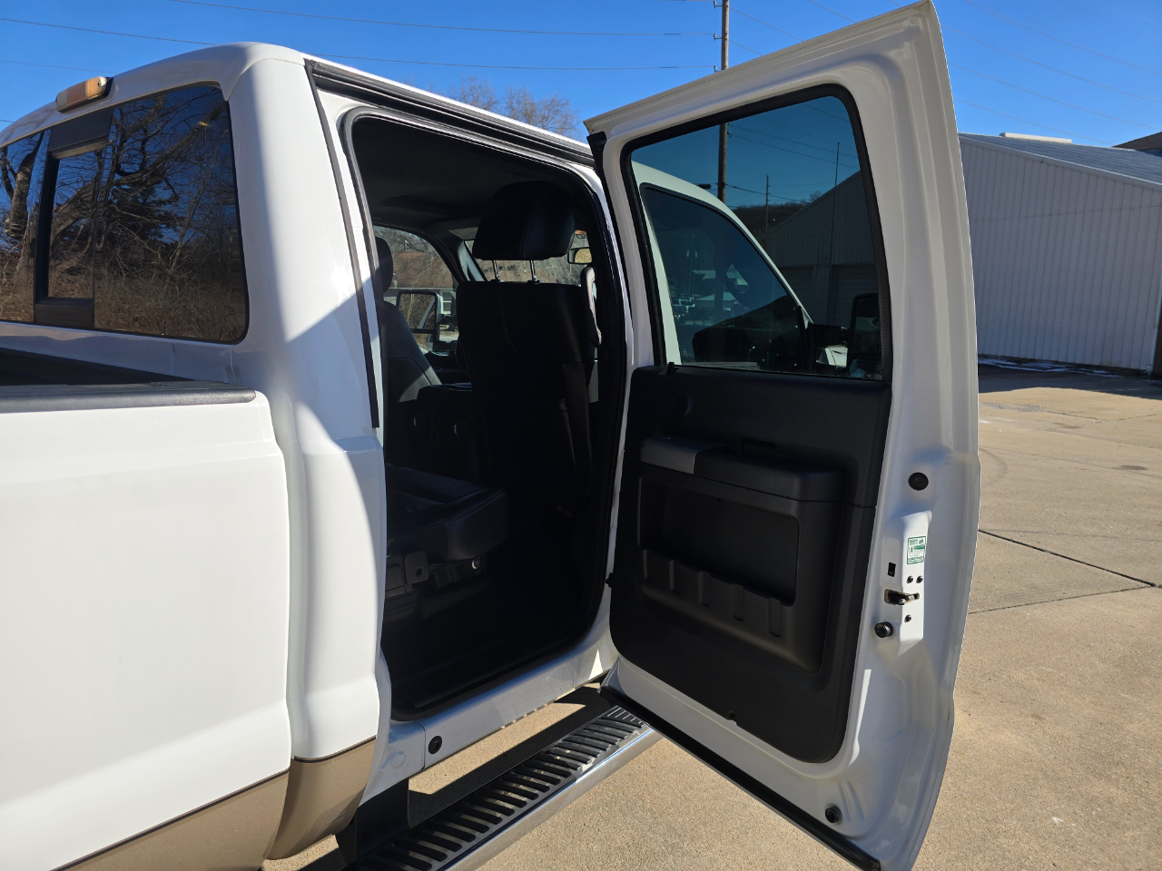 Ford F-250 SD Lariat Crew Cab Long Bed 4WD 2011