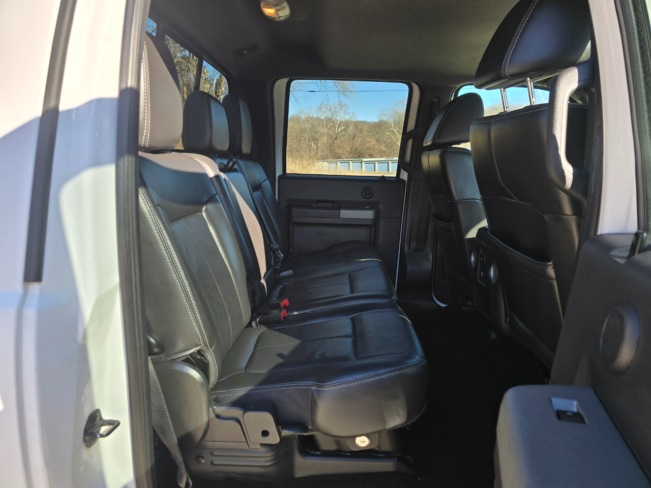 Ford F-250 SD Lariat Crew Cab Long Bed 4WD 2011