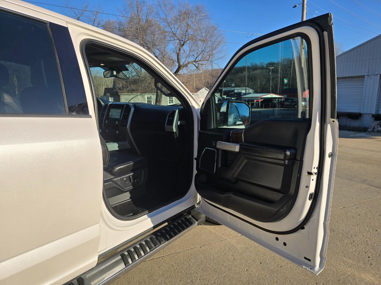 Ford F-150 Lariat SuperCrew 6.5-ft. Bed 4WD 2017