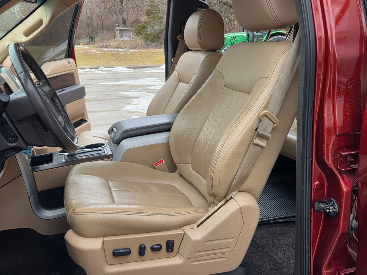 Ford F-150 Lariat SuperCrew 5.5-ft. Bed 4WD 2014