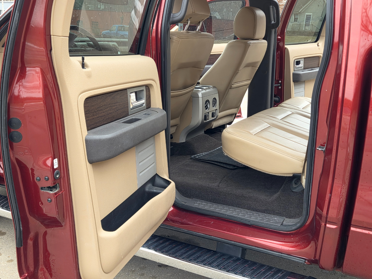 Ford F-150 Lariat SuperCrew 5.5-ft. Bed 4WD 2014