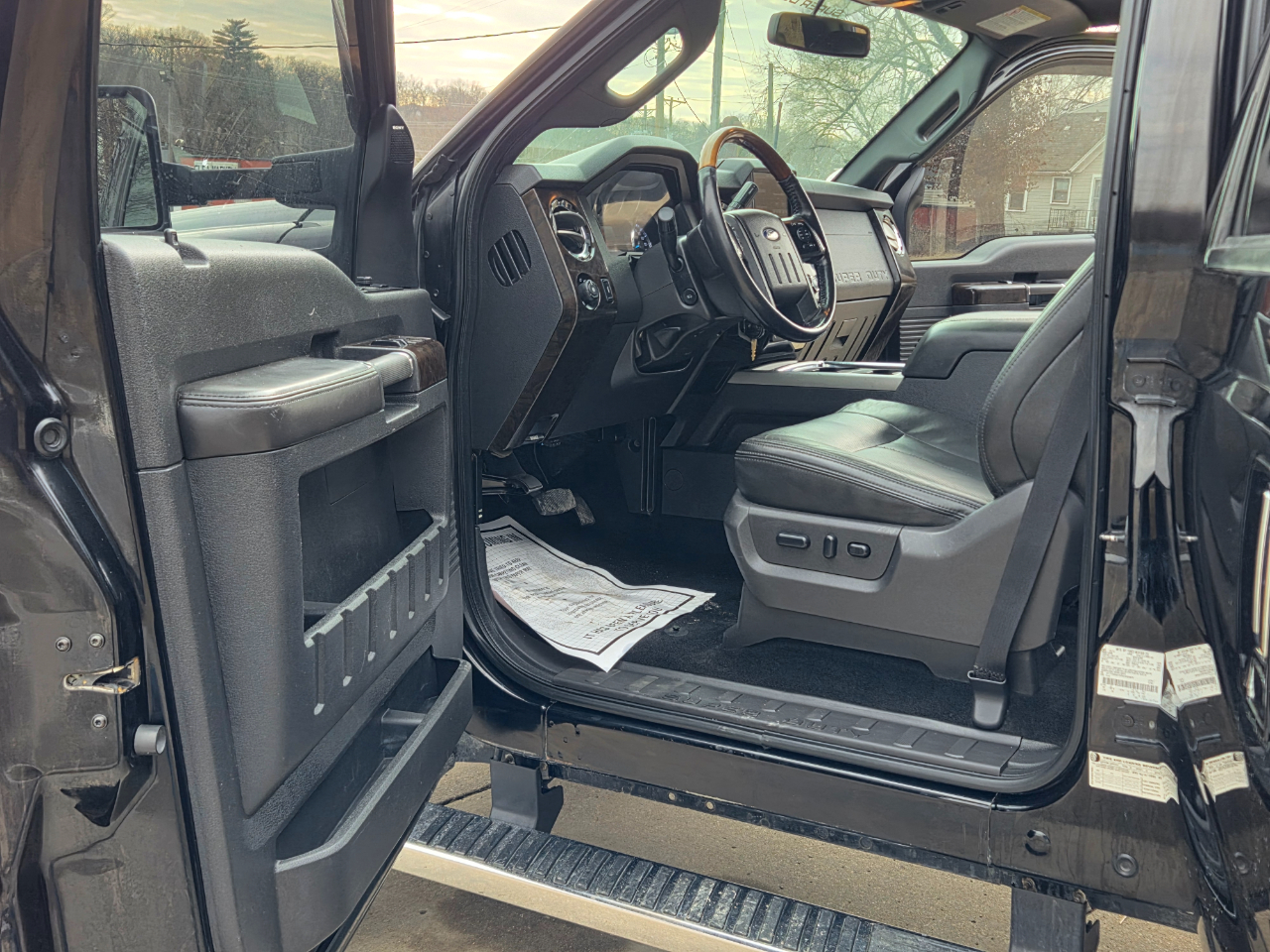 Ford F-250 SD Platinum Crew Cab 4WD 2016