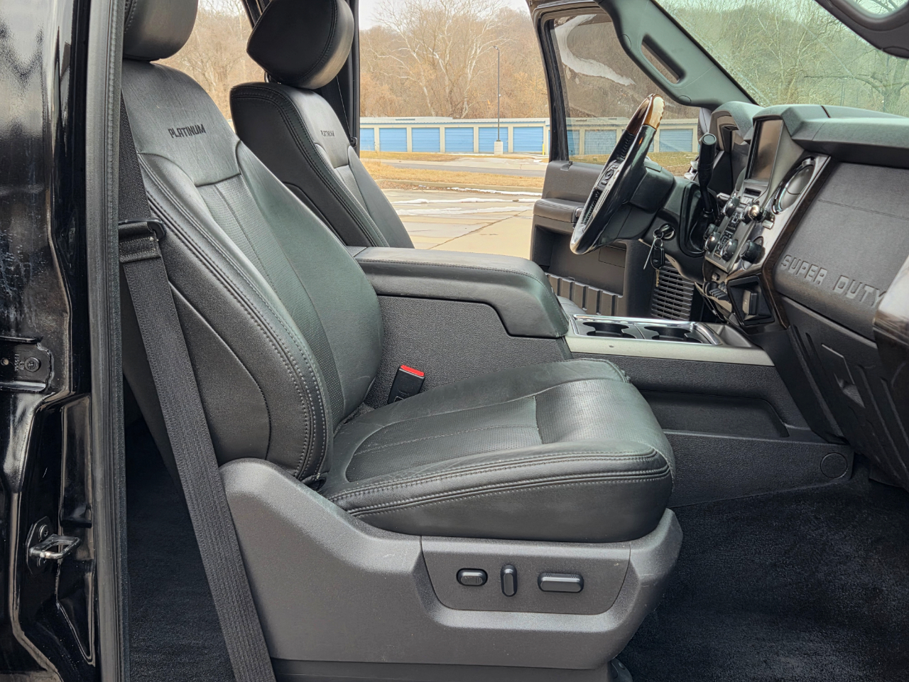 Ford F-250 SD Platinum Crew Cab 4WD 2016