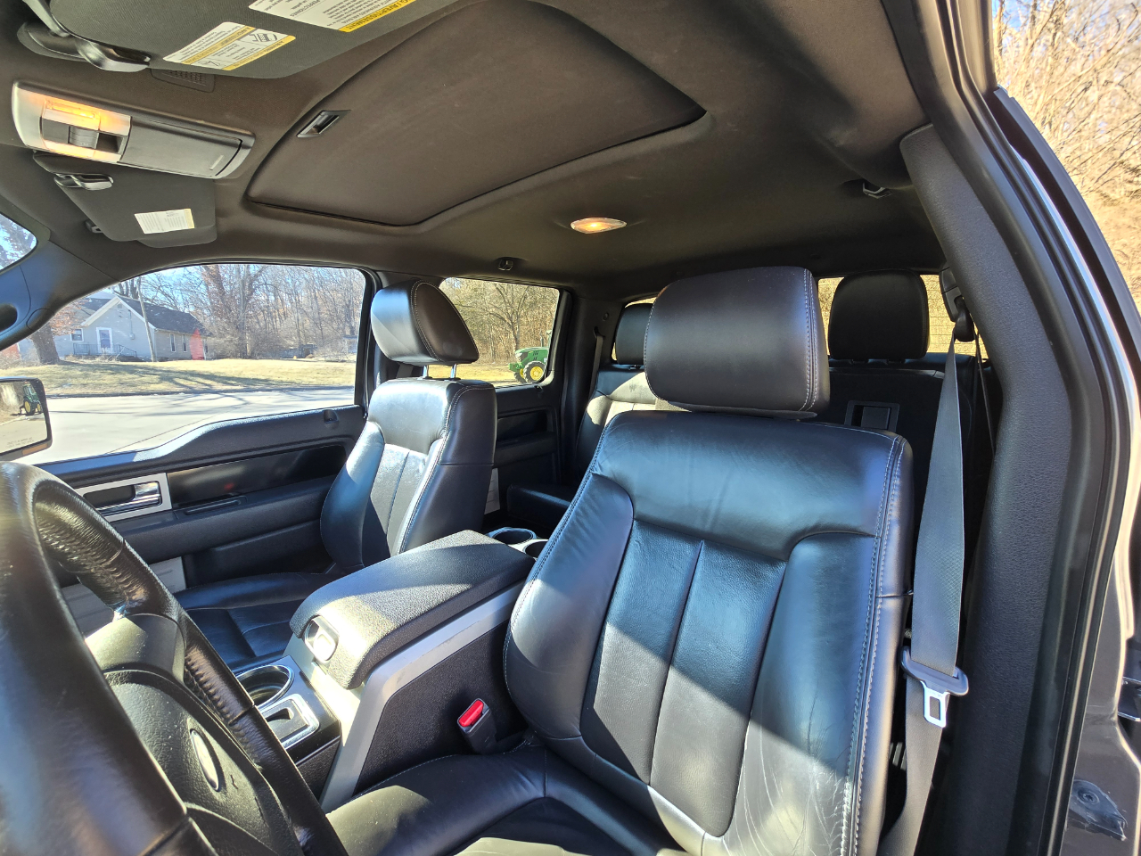 Ford F-150 XLT SuperCrew 5.5-ft. Bed 4WD 2011