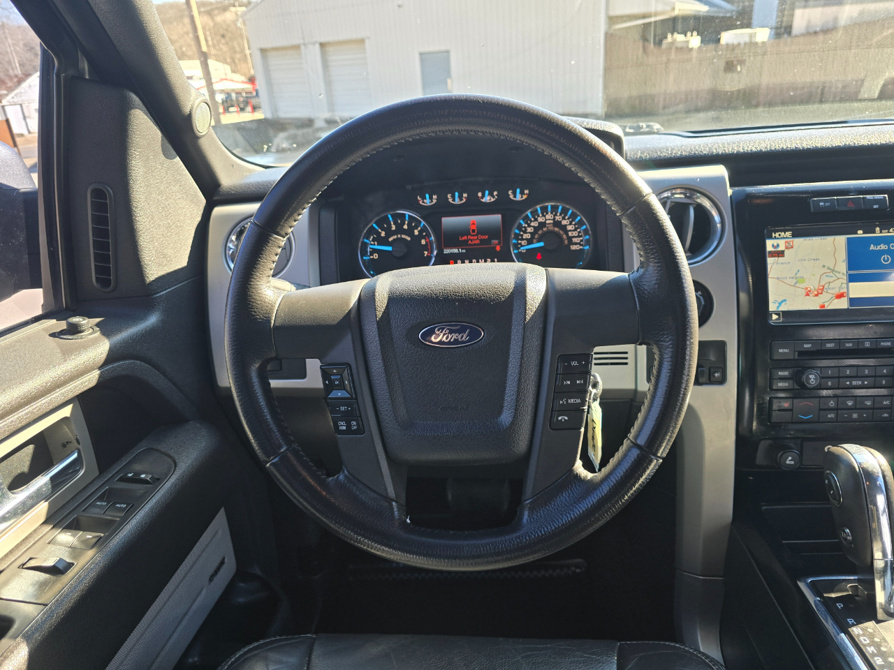 Ford F-150 XLT SuperCrew 5.5-ft. Bed 4WD 2011