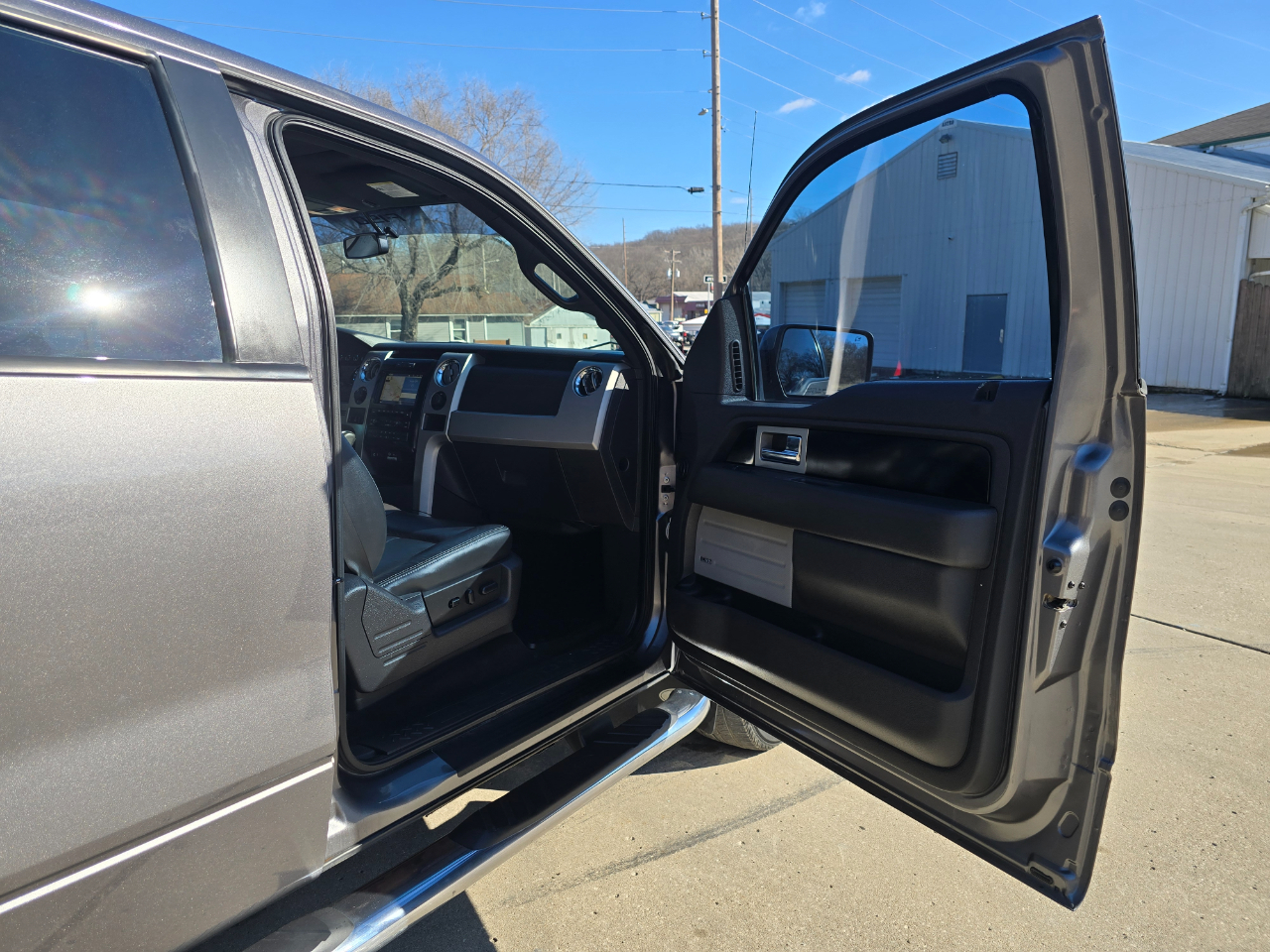 Ford F-150 XLT SuperCrew 5.5-ft. Bed 4WD 2011