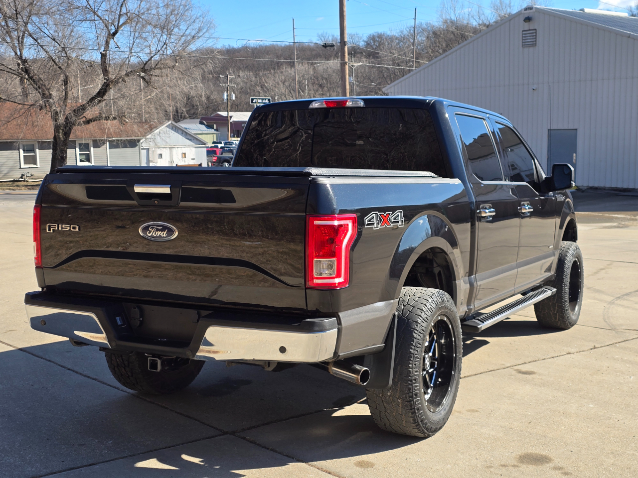 Ford F-150 XLT SuperCrew 5.5-ft. Bed 4WD 2015