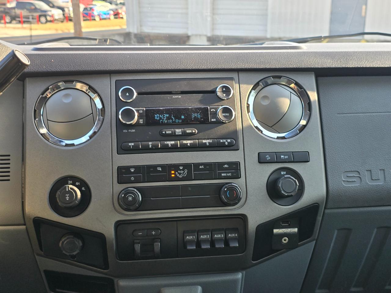 Ford F-350 SD XLT Crew Cab Long Bed 4WD 2012