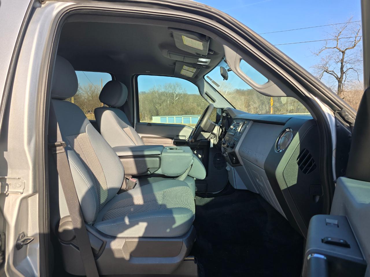 Ford F-350 SD XLT Crew Cab Long Bed 4WD 2012