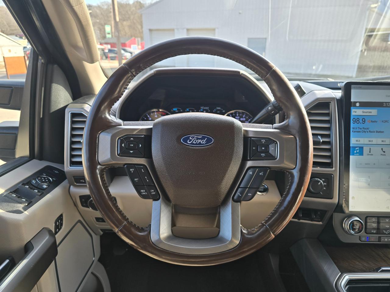 Ford F-450 SD Lariat Crew Cab DRW 4WD 2019