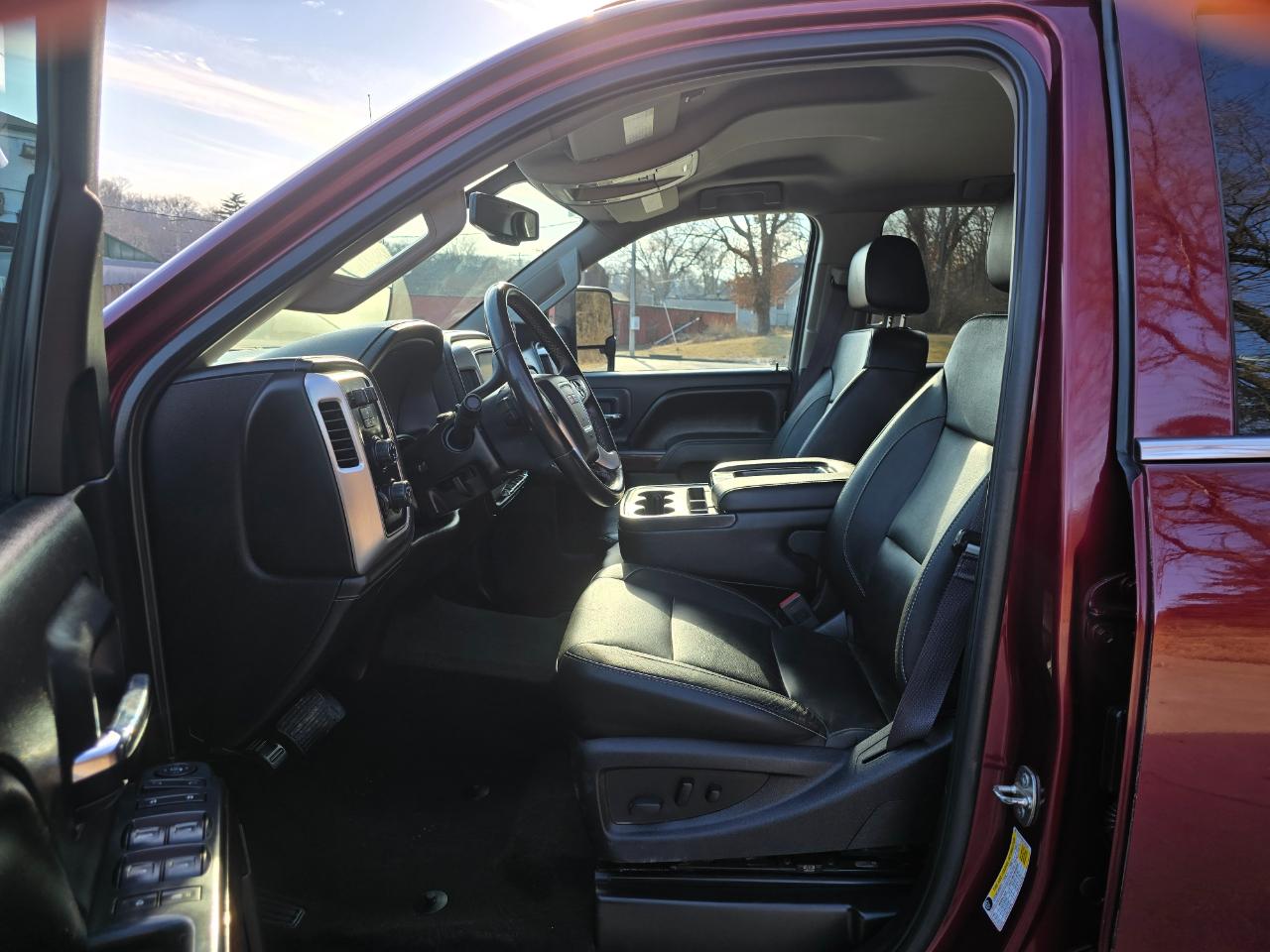 GMC Sierra 2500HD SLE Crew Cab 4WD 2016