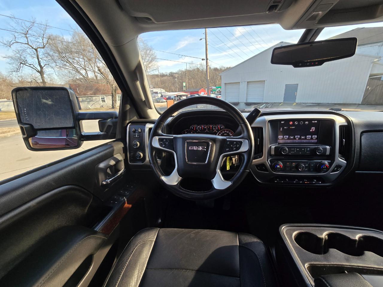 GMC Sierra 2500HD SLE Crew Cab 4WD 2016