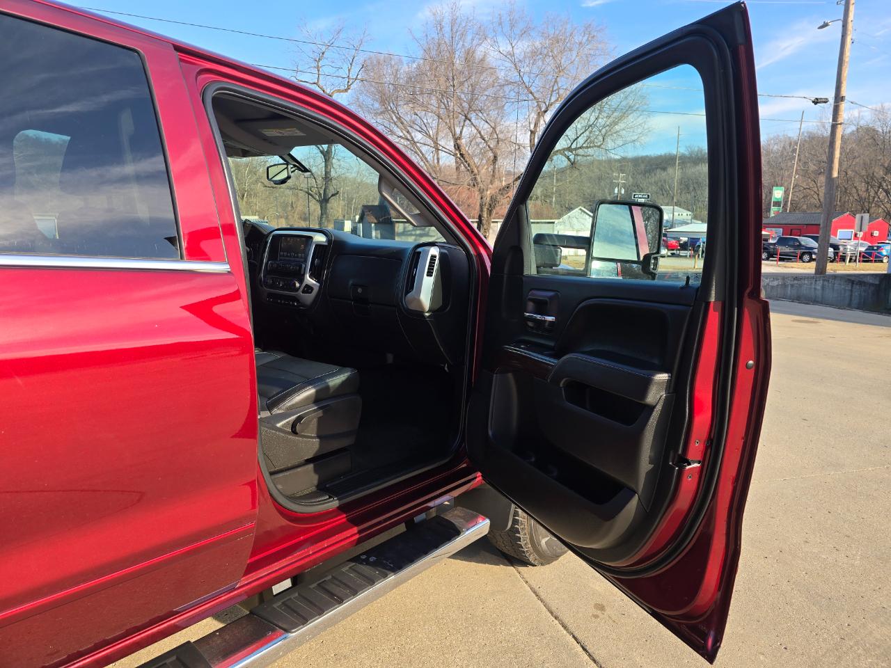 GMC Sierra 2500HD SLE Crew Cab 4WD 2016