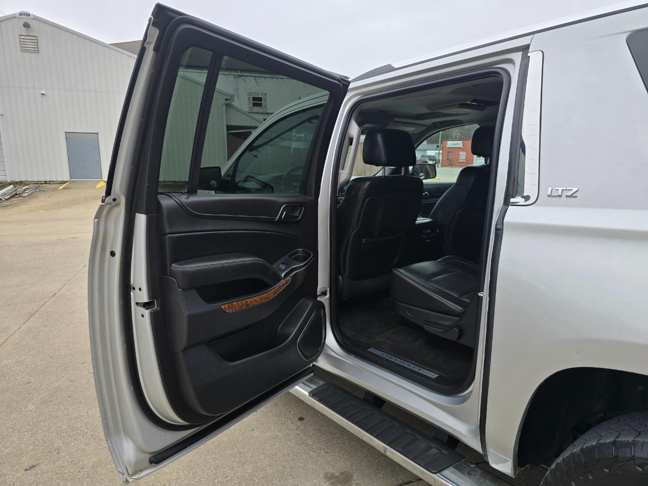 Chevrolet Suburban LTZ 1500 4WD 2015