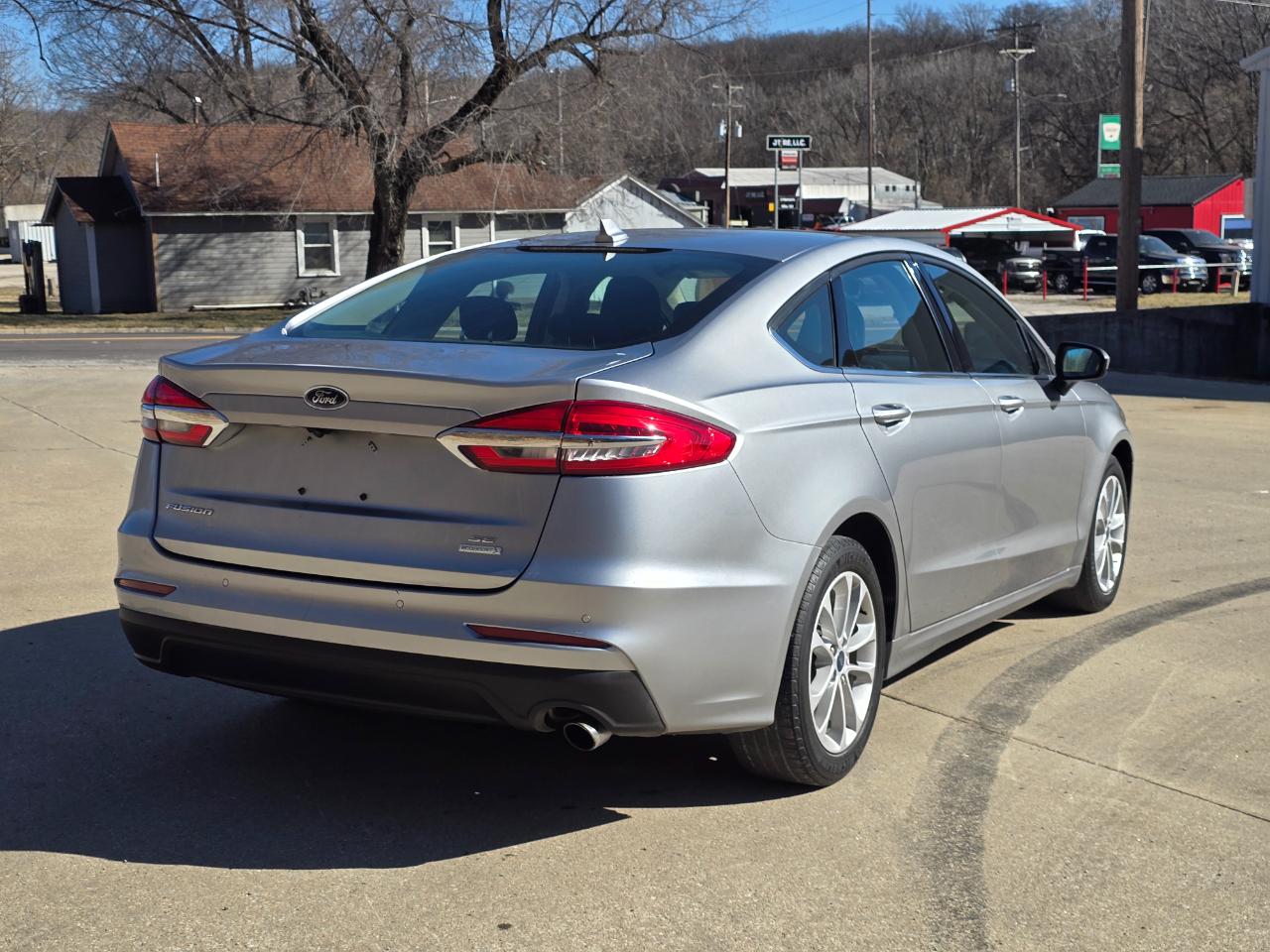 Ford Fusion SE 2020